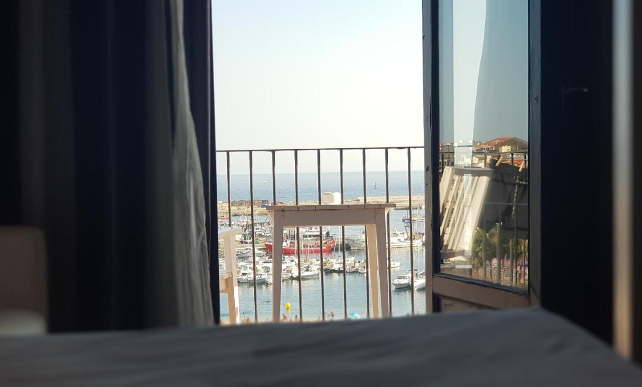 פלאמוס Hotel Trias מראה חיצוני תמונה