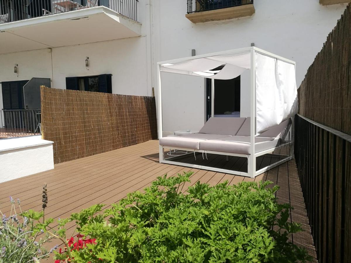 פלאמוס Hotel Trias מראה חיצוני תמונה