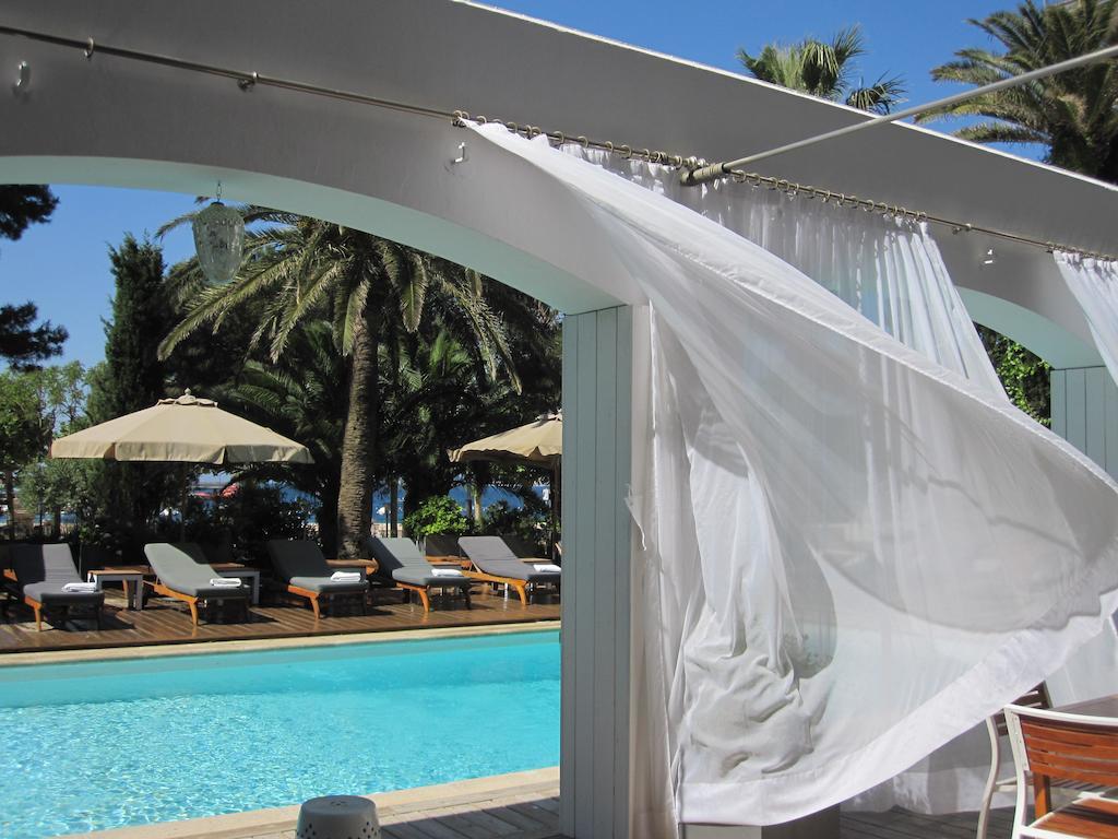 פלאמוס Hotel Trias מראה חיצוני תמונה